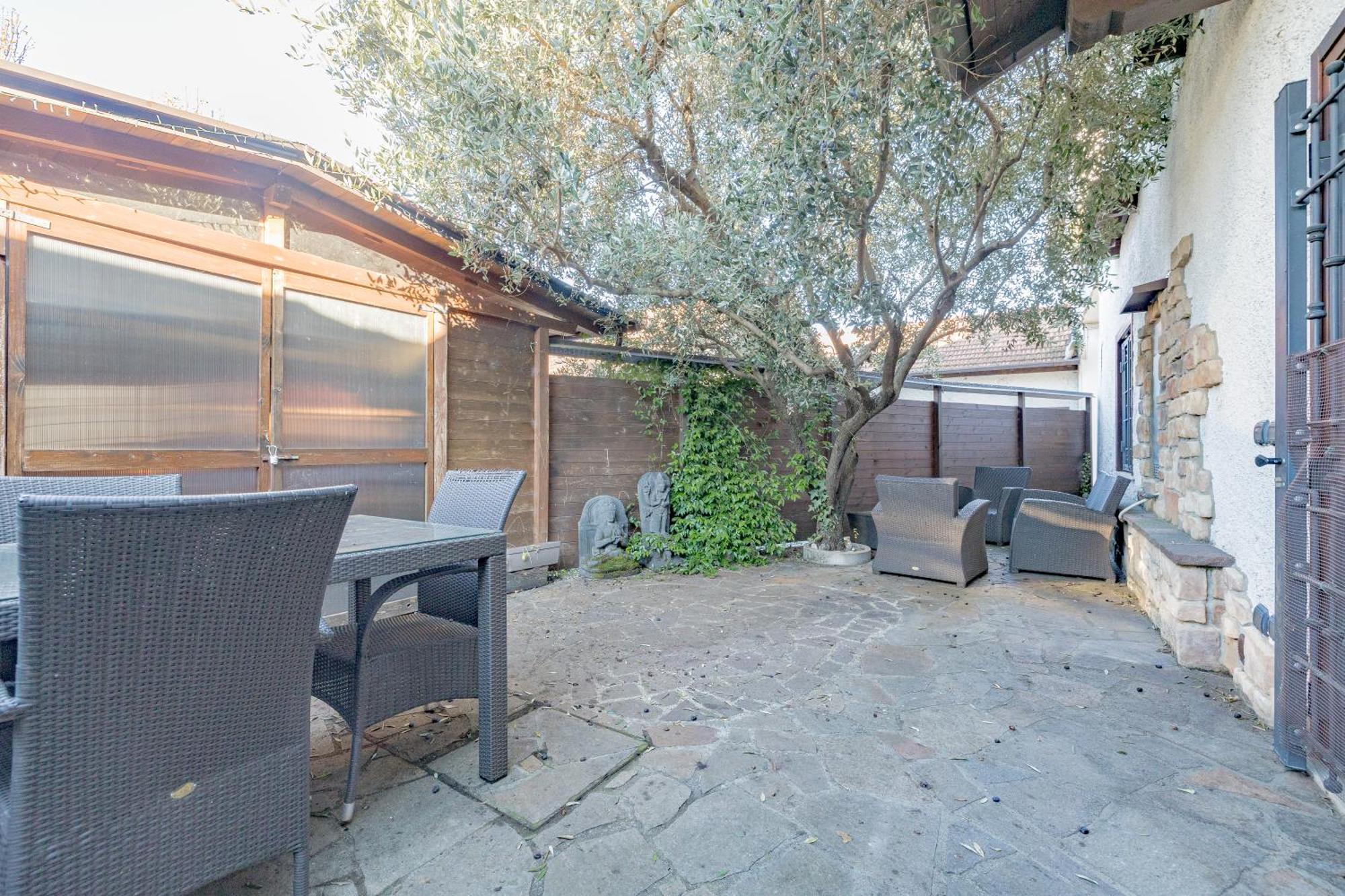Malpensa Jacuzzi House Villa Ferno Екстериор снимка