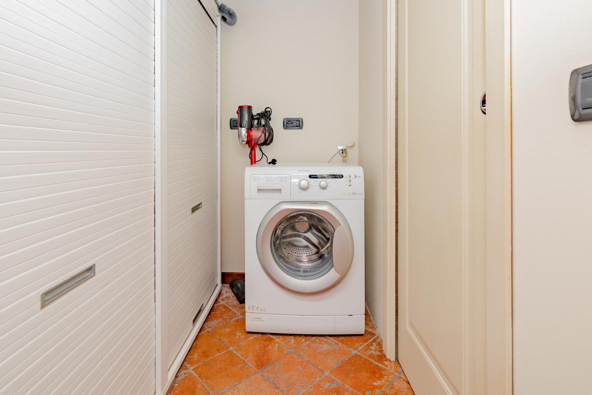 Malpensa Jacuzzi House Villa Ferno Екстериор снимка